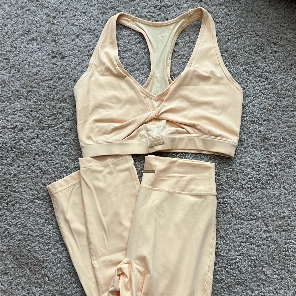 Gymshark Whitney Simmons Collection!